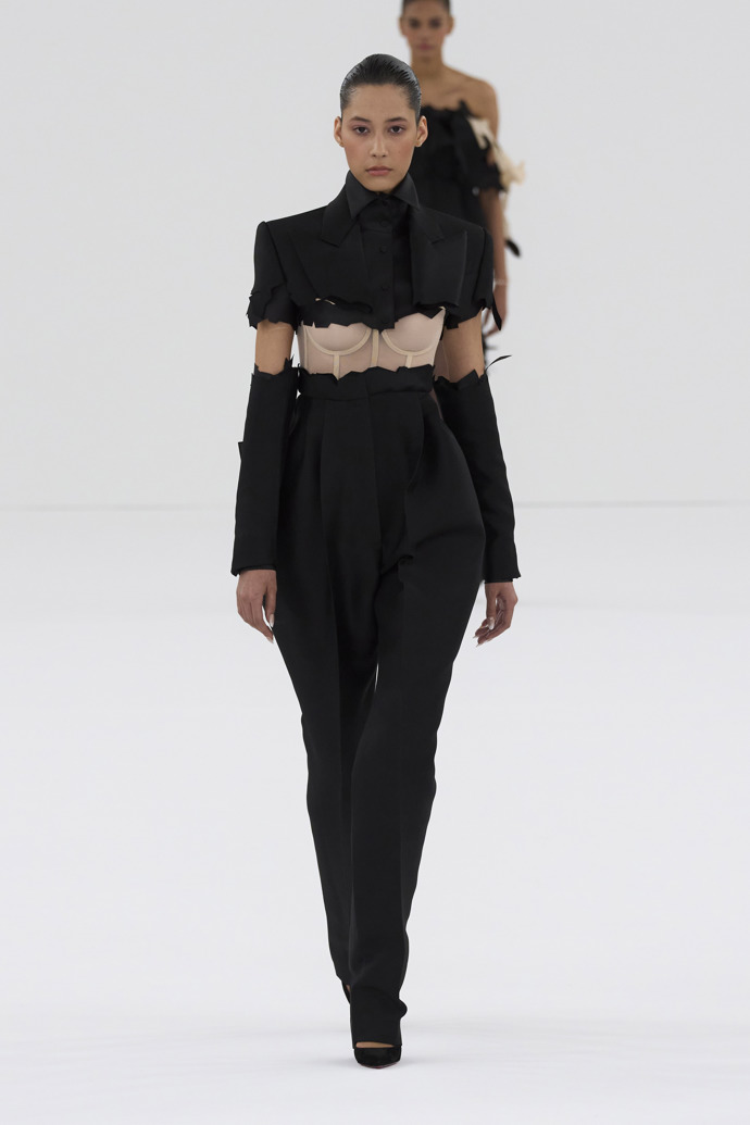  

Prohlédněte si kolekci Viktor & Rolf Haute Couture Spring Summer 2024
