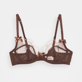 Podprsenka s kosticemi Lorna Bra, Agent Provocateur, 3 210 Kč, prodává Zalando
Podprsenka s kosticemi Lorna Bra, Agent Provocateur, 3 210 Kč, prodává Zalando