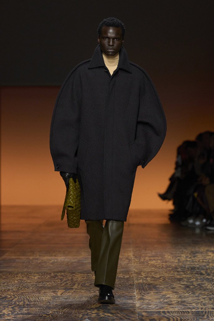  

Prohlédněte si ready-to-wear kolekci Bottega Veneta Fall/Winter 2024...
