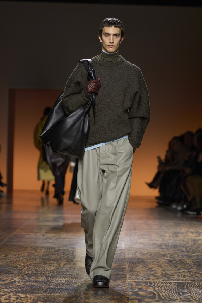  

Prohlédněte si ready-to-wear kolekci Bottega Veneta Fall/Winter 2024...
