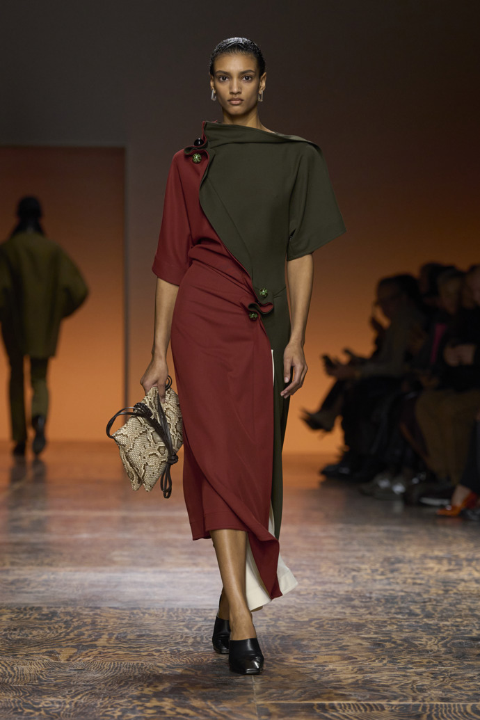  

Prohlédněte si ready-to-wear kolekci Bottega Veneta Fall/Winter 2024...
