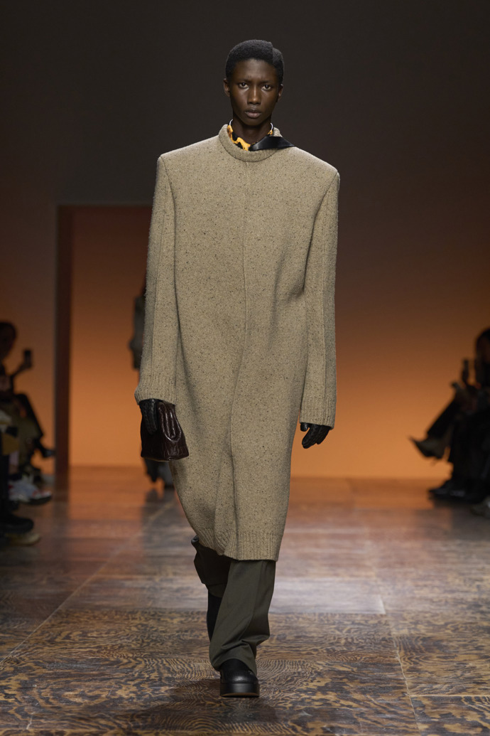 

Prohlédněte si ready-to-wear kolekci Bottega Veneta Fall/Winter 2024...

