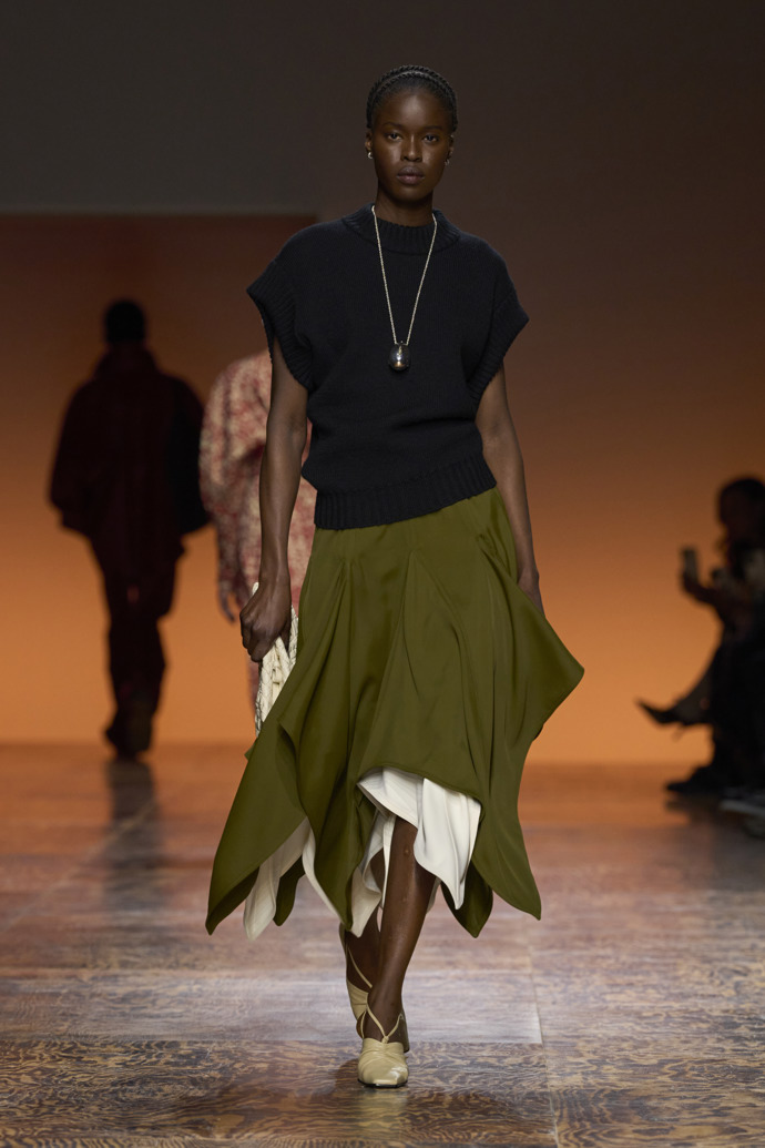  

Prohlédněte si ready-to-wear kolekci Bottega Veneta Fall/Winter 2024...
