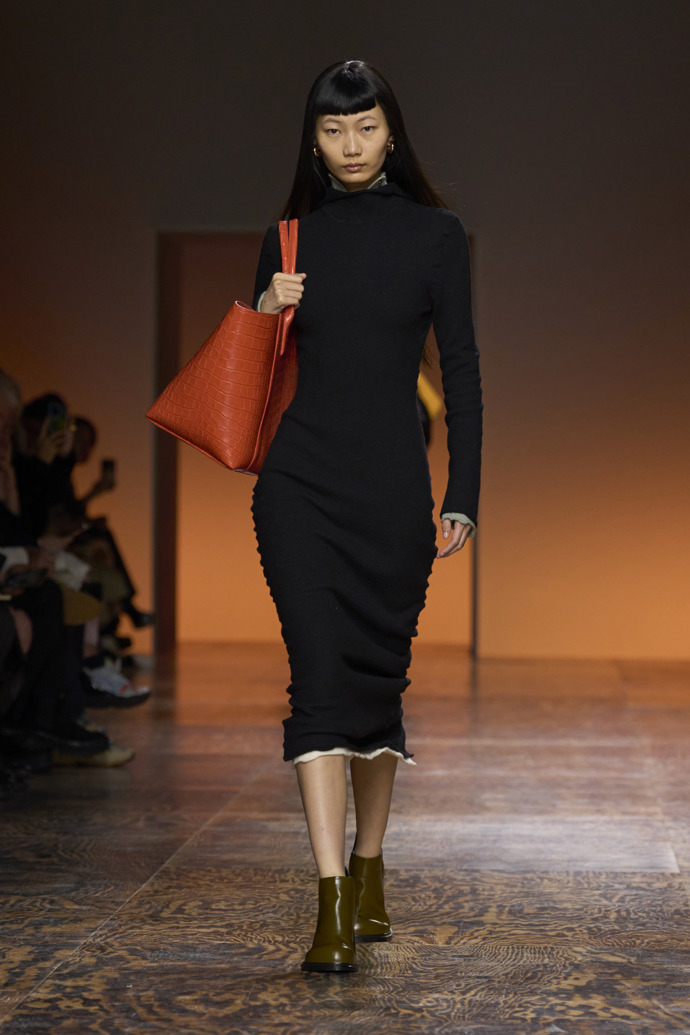  

Prohlédněte si ready-to-wear kolekci Bottega Veneta Fall/Winter 2024...
