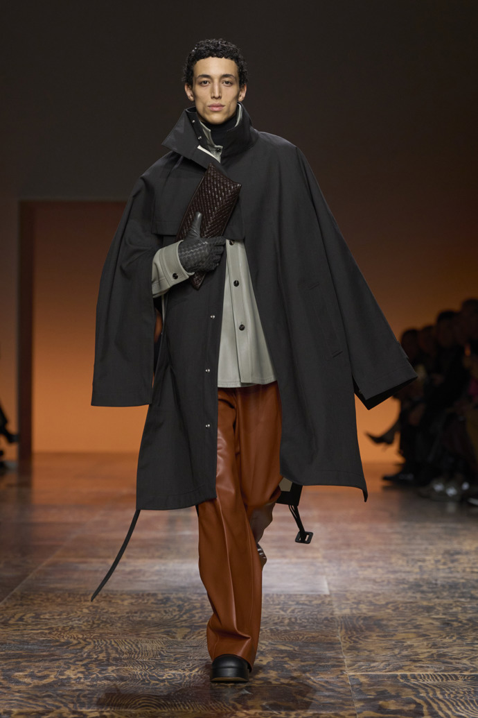  

Prohlédněte si ready-to-wear kolekci Bottega Veneta Fall/Winter 2024...
