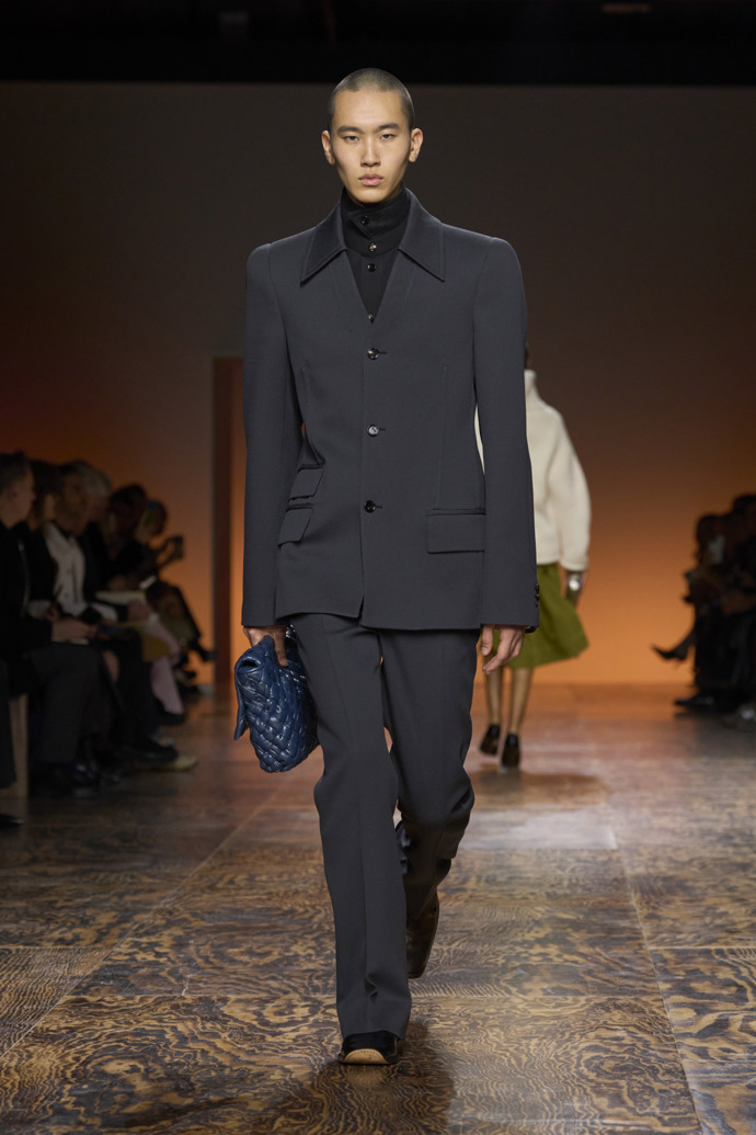  

Prohlédněte si ready-to-wear kolekci Bottega Veneta Fall/Winter 2024...
