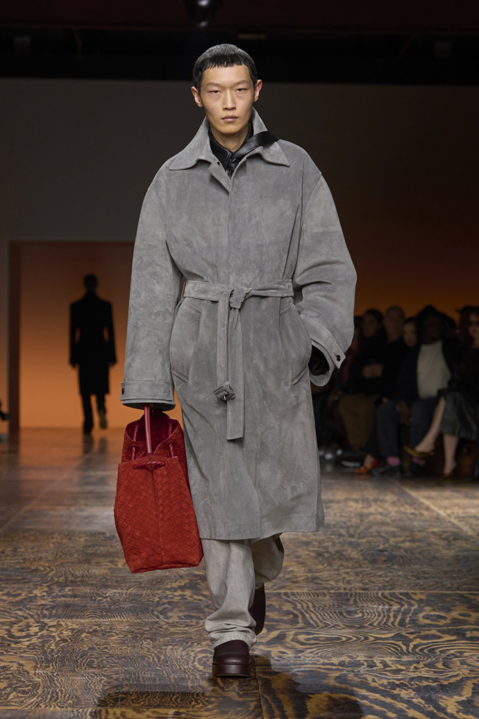  

Prohlédněte si ready-to-wear kolekci Bottega Veneta Fall/Winter 2024...
