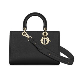  

Medium Lady D-Sire My ABCDior Bag, Dior, 140000 Kč
