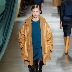Prohlédněte si kolekci Fendi Fall/Winter 2024
Prohlédněte si kolekci Fendi Fall/Winter 2024