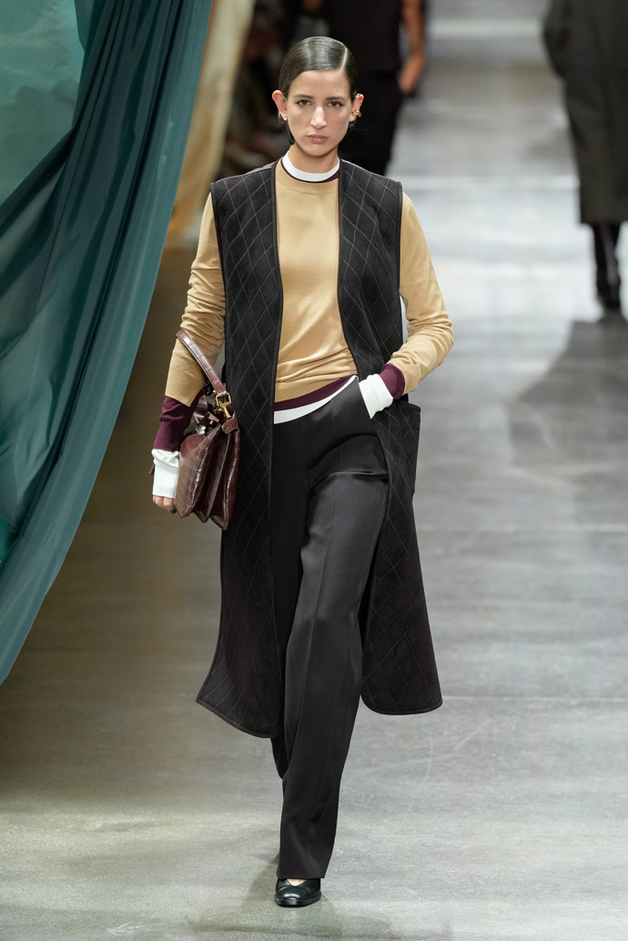  

Prohlédněte si kolekci Fendi Fall/Winter 2024
