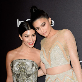 Kourtney Kardashian a Kylie Jenner dělí 18 let
Kourtney Kardashian a Kylie Jenner dělí 18 let