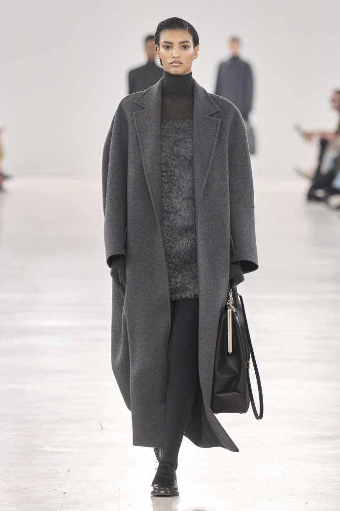 Prohlédněte si ready-to-wear kolekci Max Mara Fall/Winter 2024...
Prohlédněte si ready-to-wear kolekci Max Mara Fall/Winter 2024...