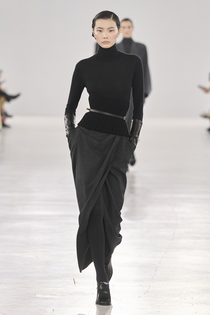 Prohlédněte si ready-to-wear kolekci Max Mara Fall/Winter 2024...
Prohlédněte si ready-to-wear kolekci Max Mara Fall/Winter 2024...