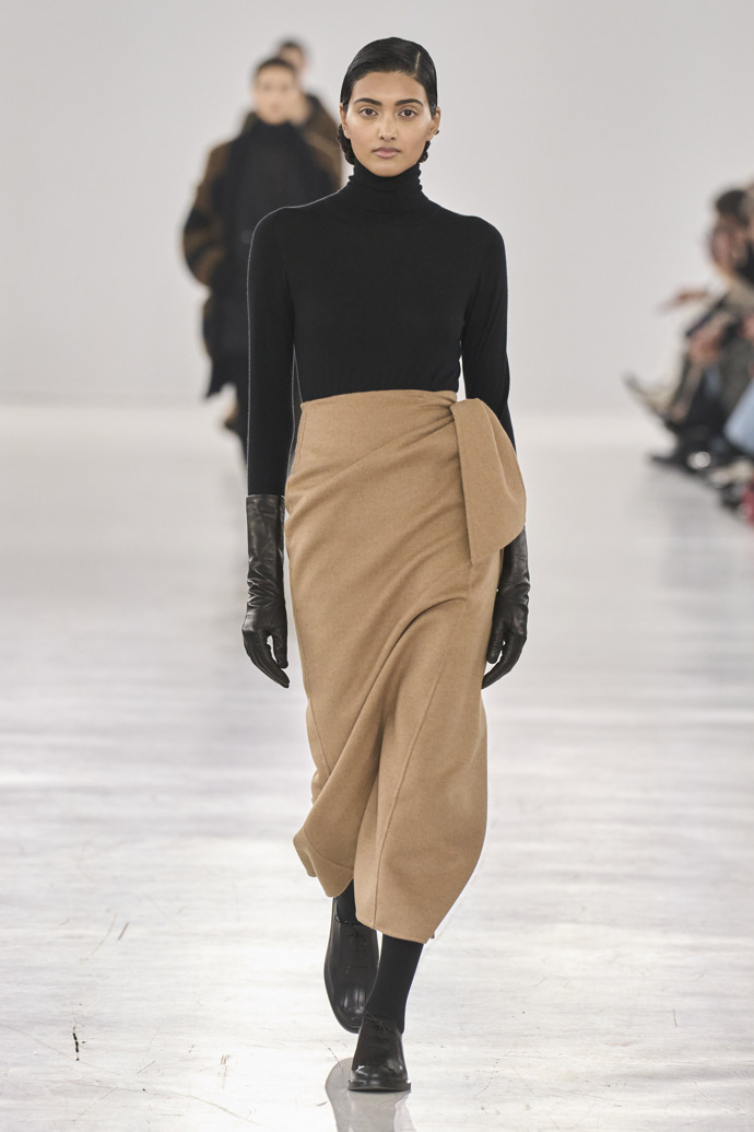 Prohlédněte si ready-to-wear kolekci Max Mara Fall/Winter 2024...
Prohlédněte si ready-to-wear kolekci Max Mara Fall/Winter 2024...