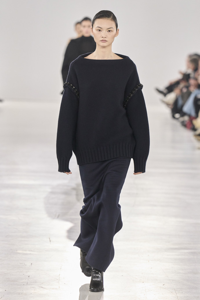 Prohlédněte si ready-to-wear kolekci Max Mara Fall/Winter 2024...
Prohlédněte si ready-to-wear kolekci Max Mara Fall/Winter 2024...