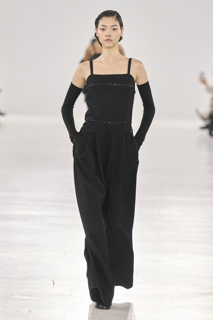 Prohlédněte si ready-to-wear kolekci Max Mara Fall/Winter 2024...
Prohlédněte si ready-to-wear kolekci Max Mara Fall/Winter 2024...