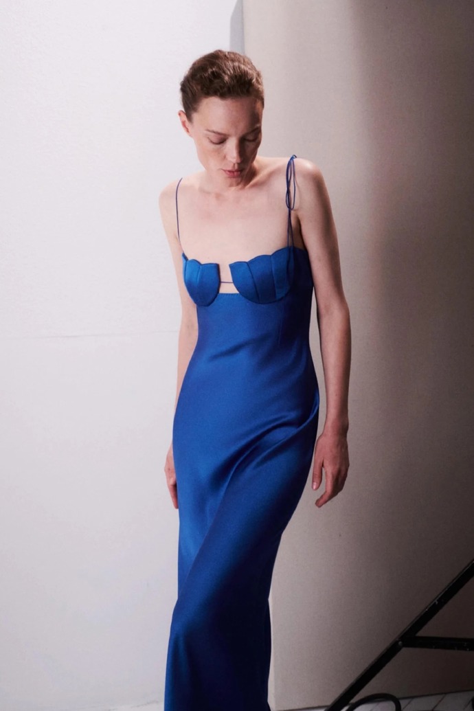  

Tulip Dress, Anna October, 750 EUR
 
