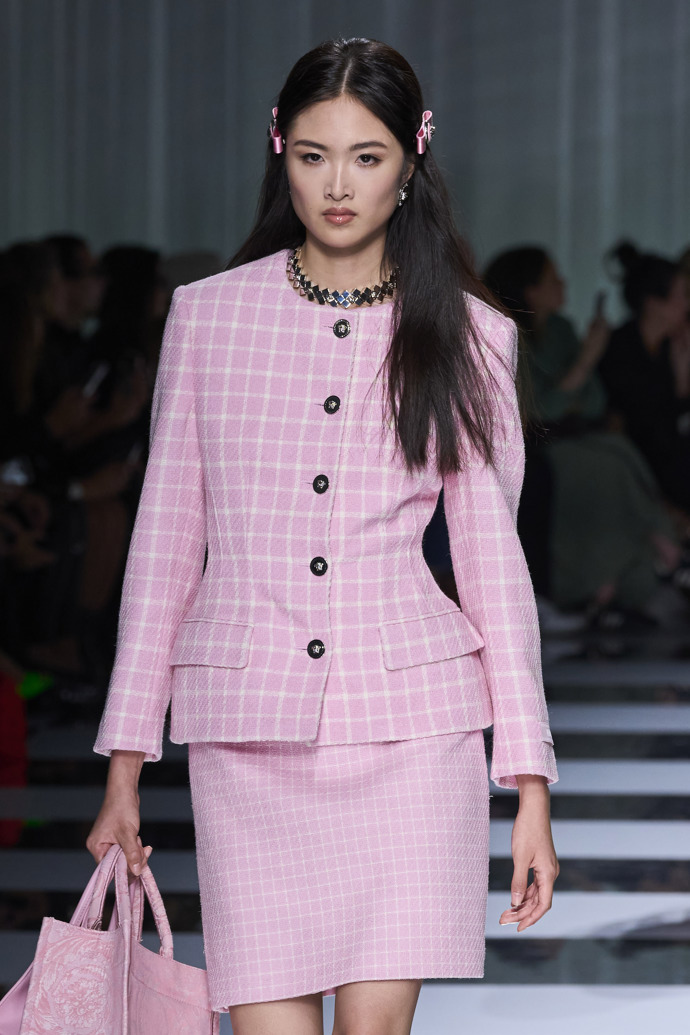  

Versace
