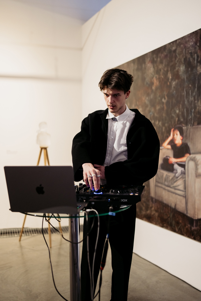  

Nechyběl ani DJ, samozřejmě!
