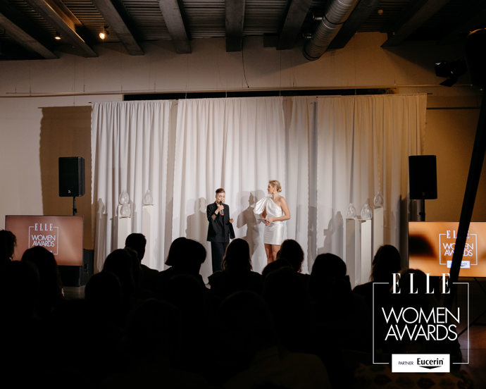  

Kateřina Handlová popisuje tvůrčí vizi za cenami, které pro ELLE Women Awards pod křídly Rückl navrhla.
