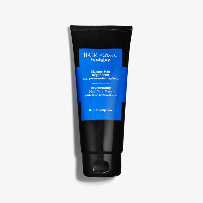  

Maska na vlasy obohacená čtyřmi přírodními oleji Regenerating Hair Care Mask with Botanical Oils, Sisley Paris, 2 400 Kč
