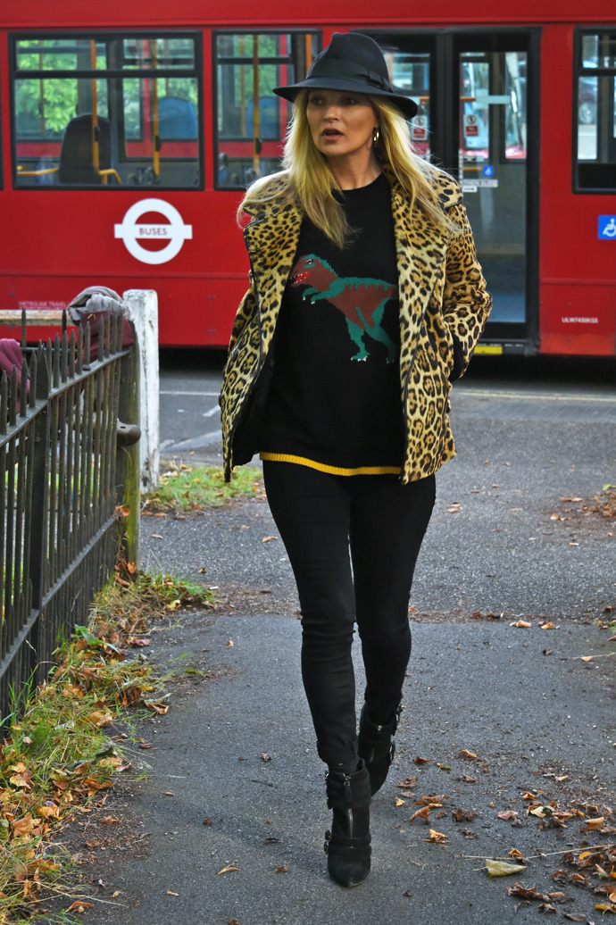  

Skinny jeans inspirace podle Kate Moss
