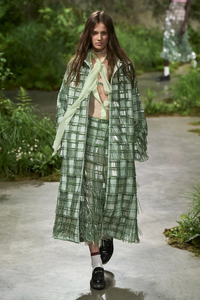 Prohlédněte si kolekci Gucci Cruise 2025...
Prohlédněte si kolekci Gucci Cruise 2025...