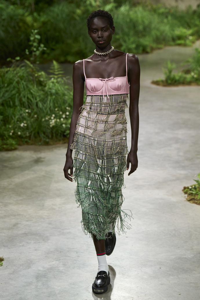 Prohlédněte si kolekci Gucci Cruise 2025...
Prohlédněte si kolekci Gucci Cruise 2025...
