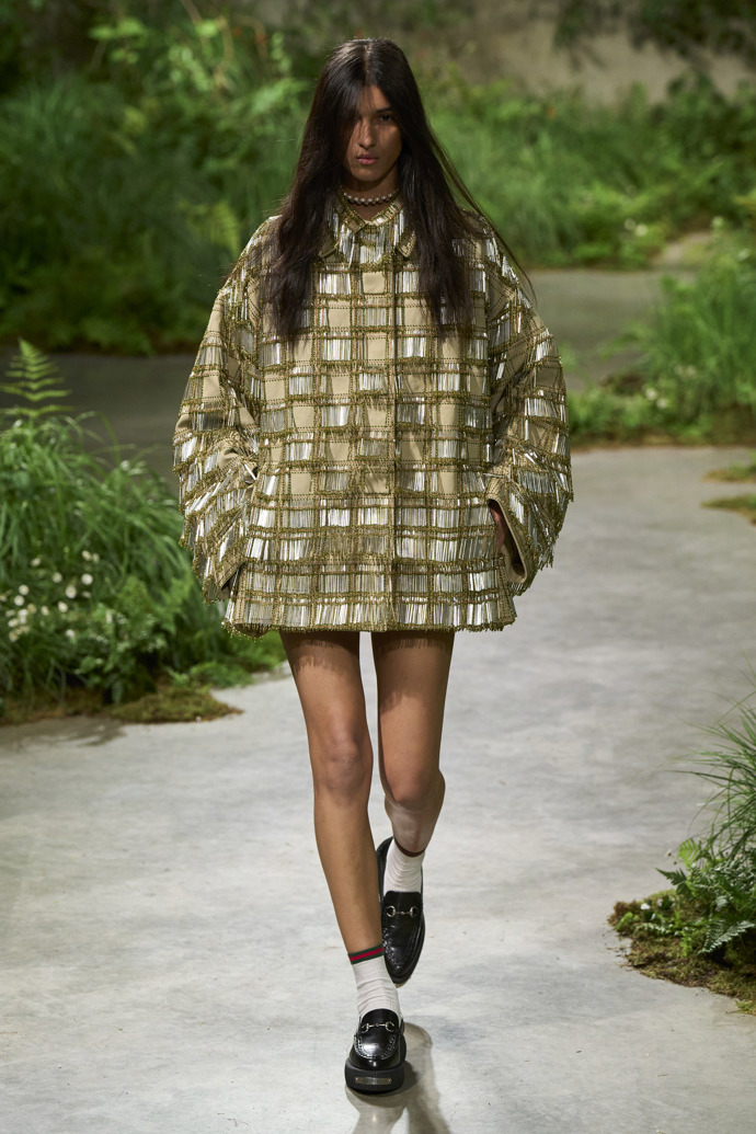 Prohlédněte si kolekci Gucci Cruise 2025...
Prohlédněte si kolekci Gucci Cruise 2025...
