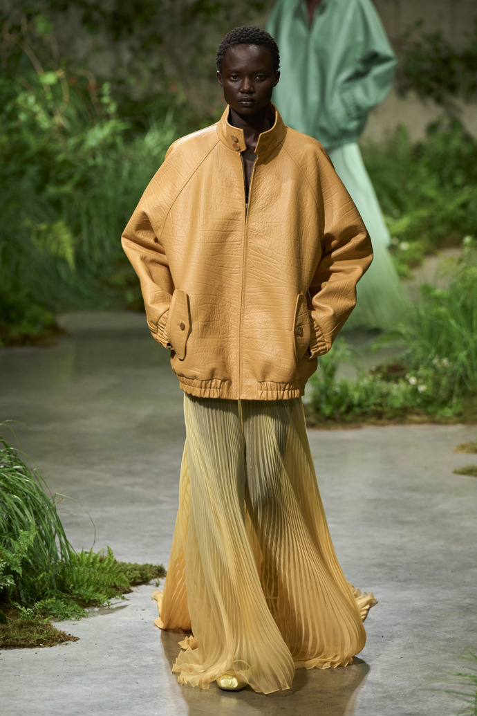 Prohlédněte si kolekci Gucci Cruise 2025...
Prohlédněte si kolekci Gucci Cruise 2025...