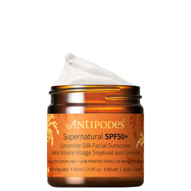 Opalovací krém na obličej Supernatural SPF50+, Antipodes, 1 199 Kč, prodává Nila
Opalovací krém na obličej Supernatural SPF50+, Antipodes, 1 199 Kč, prodává Nila