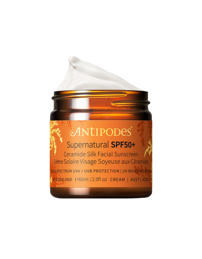  

Opalovací krém na obličej Supernatural SPF50+, Antipodes, 1 199 Kč, prodává Nila

