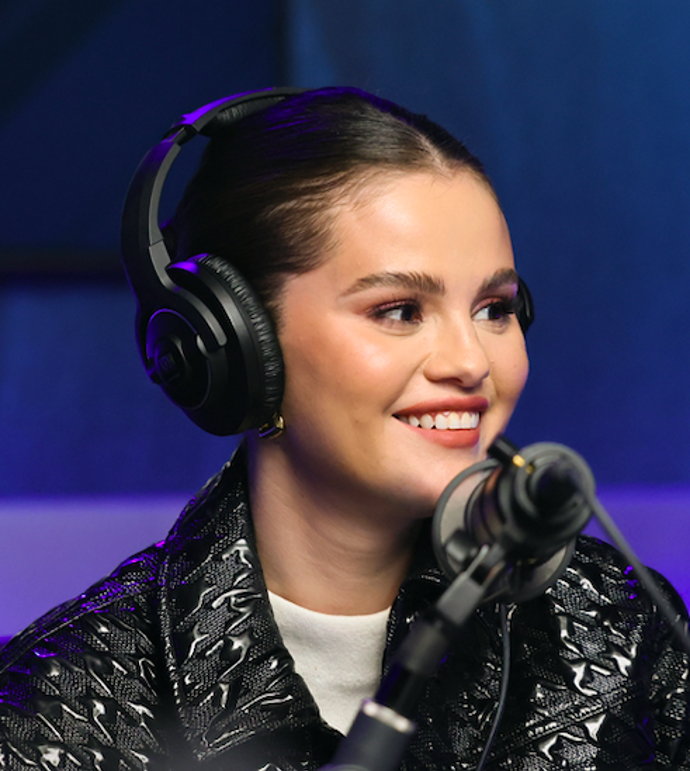  

Soap brows aka mýdlové obočí v podání Seleny Gomez
