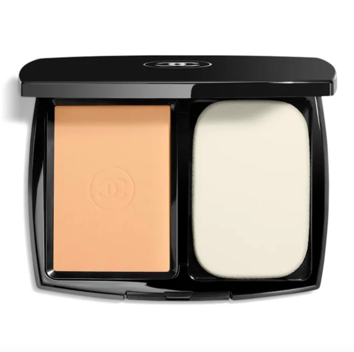  

Kompaktní make-up Ultra Le Teint Ultrawear All-Day Comfort Flawless Finish Compact Foundation, Chanel, 1301 Kč
