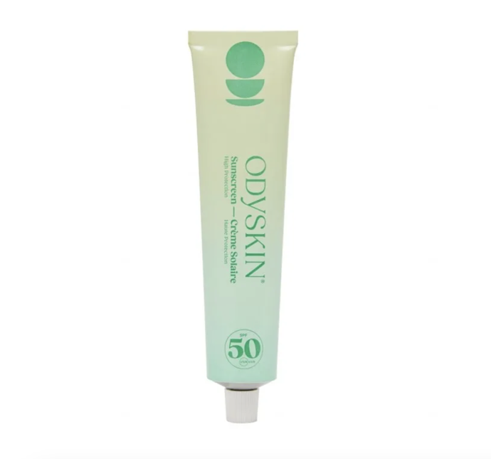  

Natural Sunscreen SPF 50, Odyskin, 75 ml za 609 Kč, prodává Líčírna
