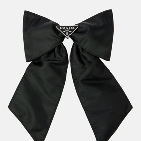 Re-Nylon hair clip, Prada, 550 EUR, Mytheresa
Re-Nylon hair clip, Prada, 550 EUR, Mytheresa