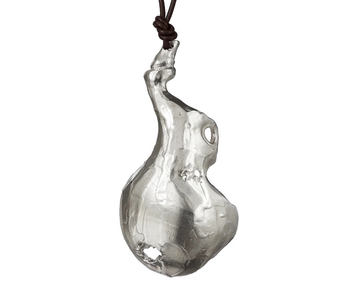  

Náhrdelník The Bones of Rebirth, Alighieri, 900 EUR
