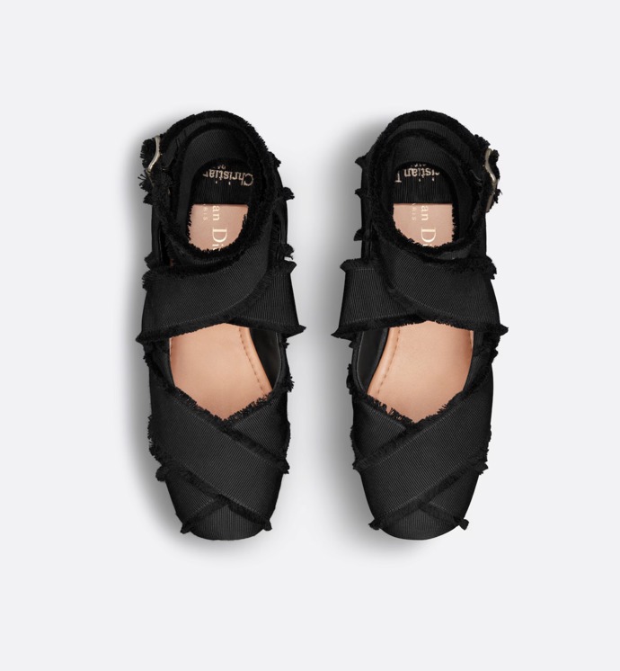  

Songe Ballet Flat, Christian Dior, 23 000 Kč
