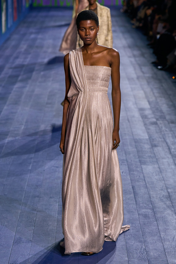  

Prohlédněte si kolekci Dior Haute Couture Autumn-Winter 2024-2025...
