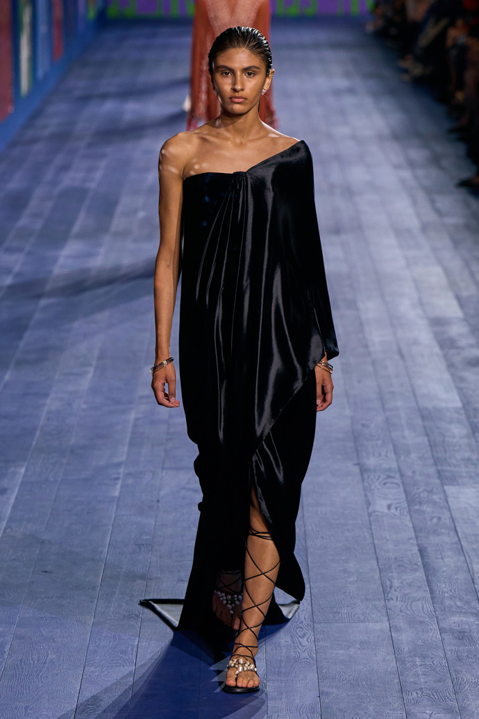  

Prohlédněte si kolekci Dior Haute Couture Autumn-Winter 2024-2025...
