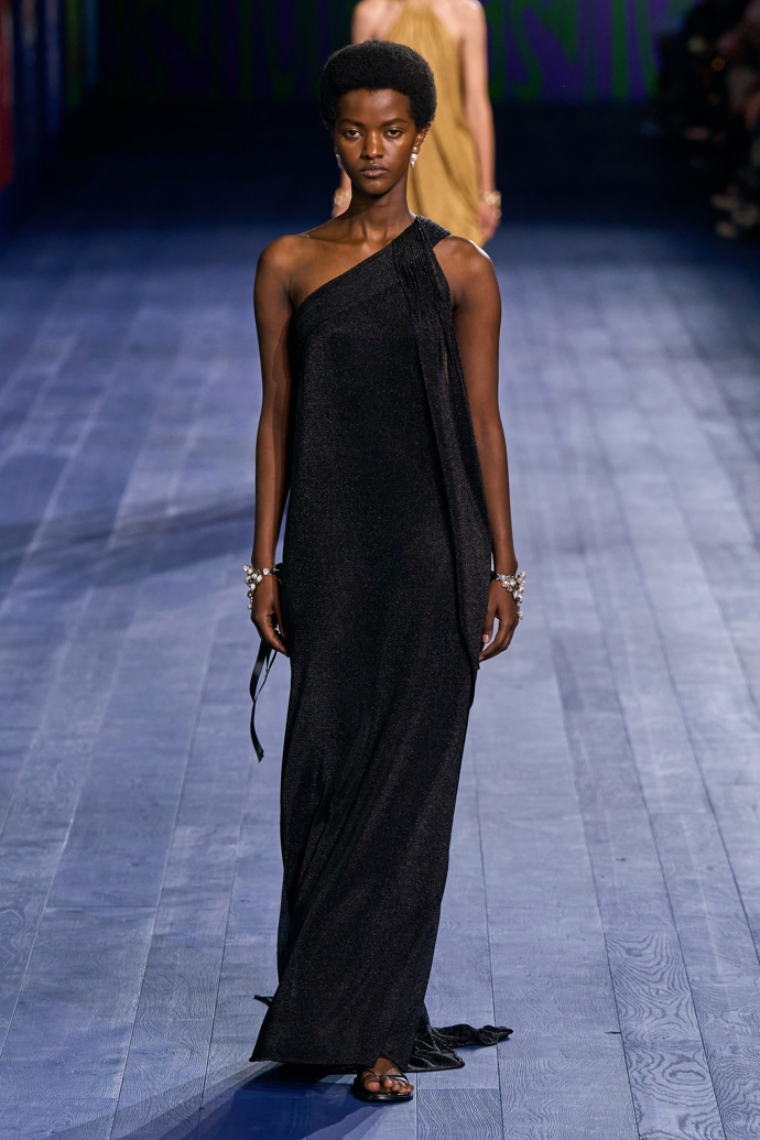  

Prohlédněte si kolekci Dior Haute Couture Autumn-Winter 2024-2025...

