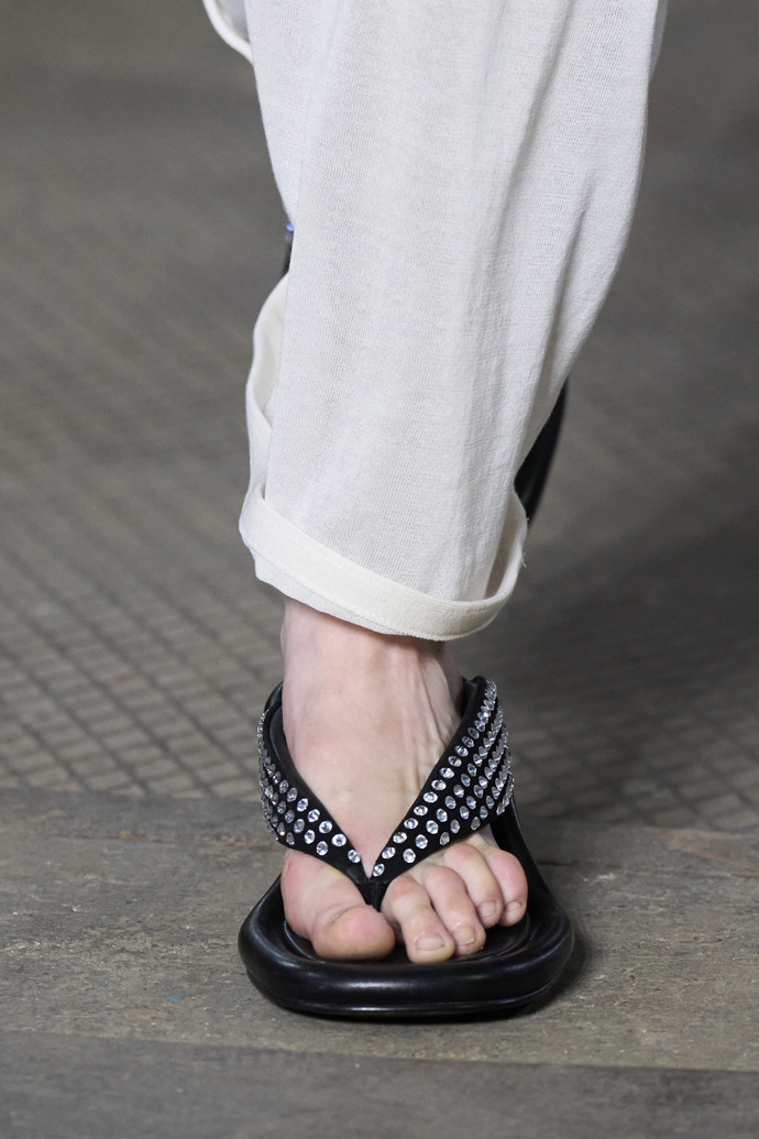  

JW Anderson

