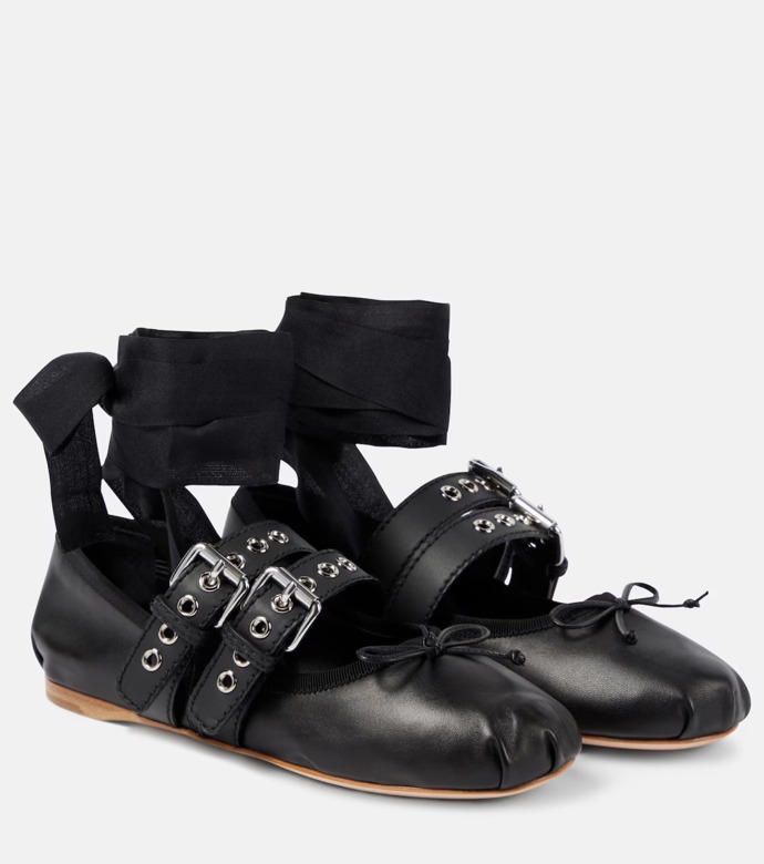  

Leather ballet flats, Miu Miu, 800 EUR, Mytheresa
