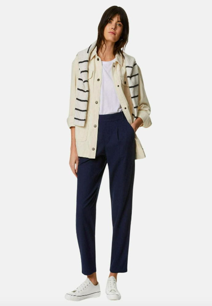  

Kalhoty Linen Rich Tapered, Marks & Spencer, 982 Kč, prodává Zalando.cz
