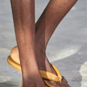 Dries Van Noten
Dries Van Noten