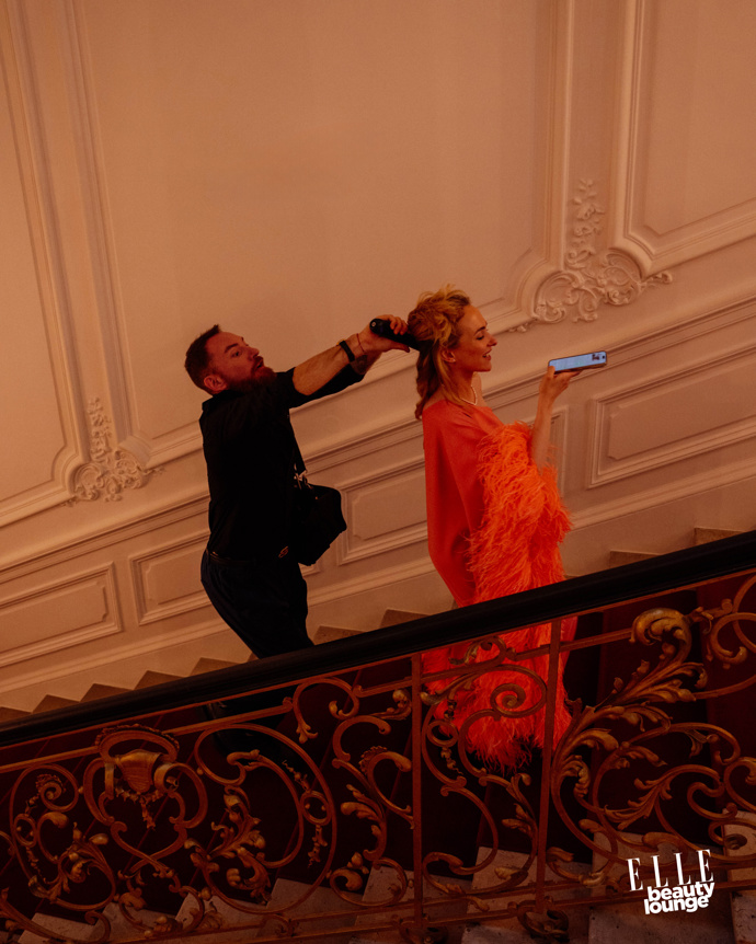 Elizaveta Maximová

Vlasy: Wella
