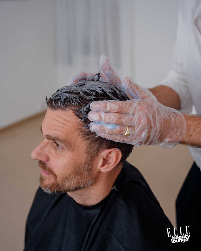 Leoš Mareš

Vlasy: Wella
