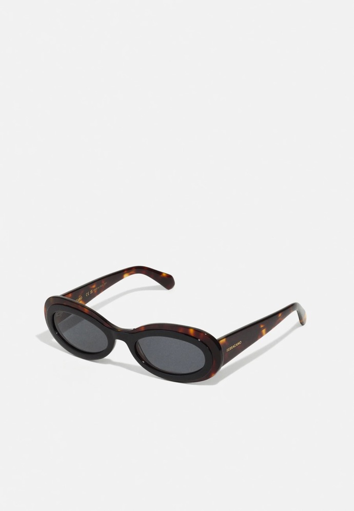  

Oválné sluneční brýle, Ferragamo, 5 184 Kč, prodává Zalando
