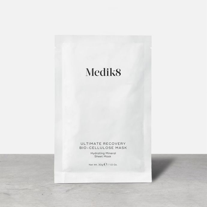 Medik8, Biocelulózová maska s obsahem zinku, Anna Brandejs, 2100,- Kč
