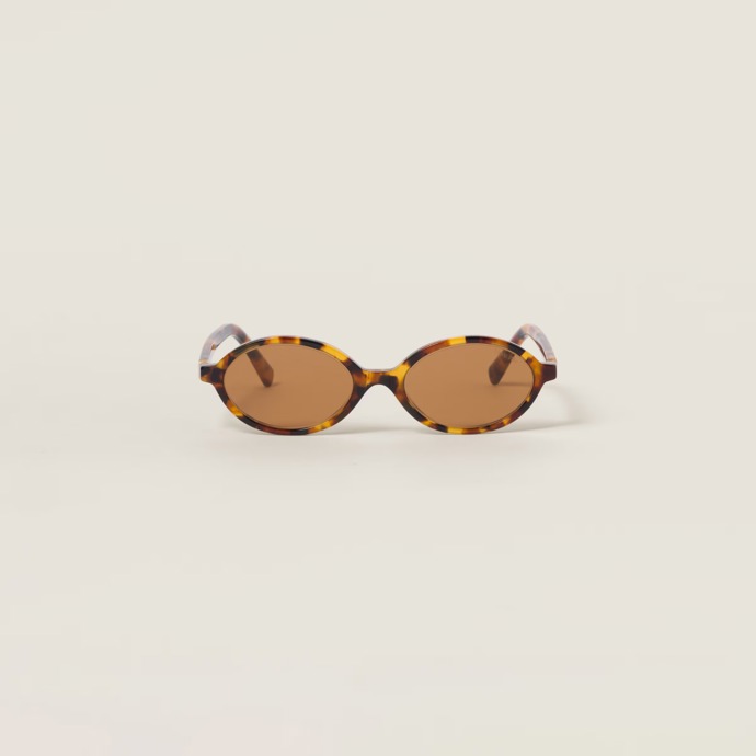  

Oválné sluneční brýle, Miu Miu, 370 EUR
